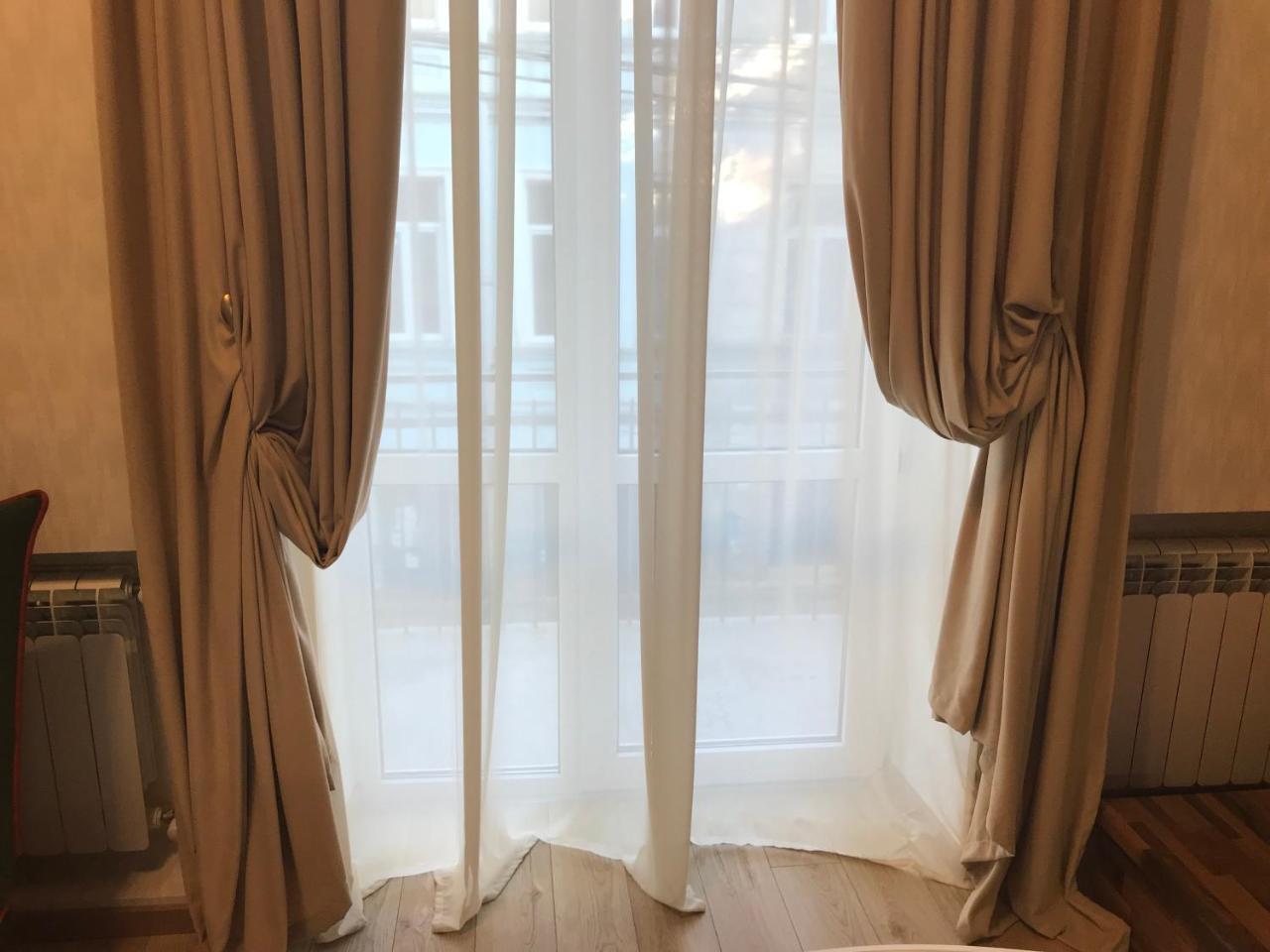 Full Comfort Apartment On Aghmashenebeli Тбилиси Екстериор снимка