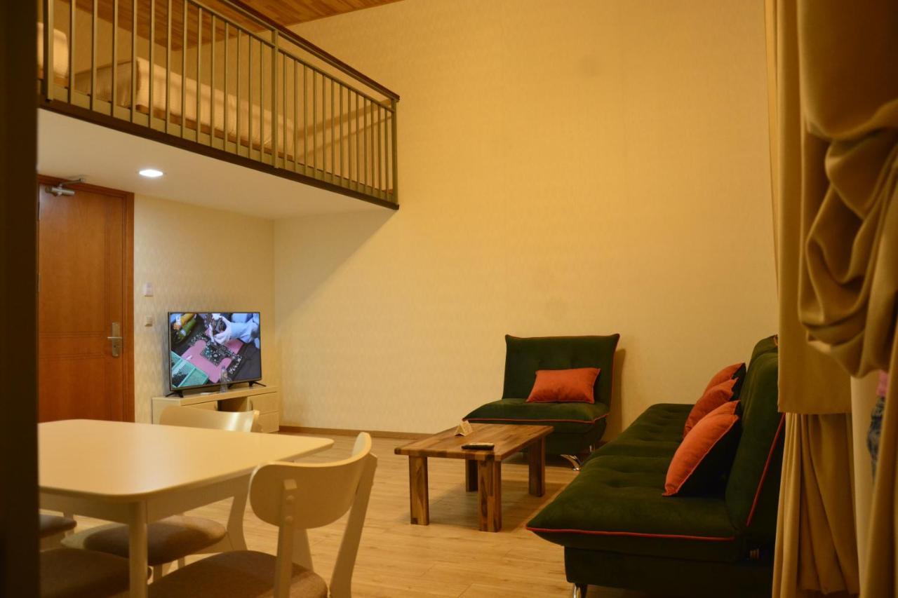 Full Comfort Apartment On Aghmashenebeli Тбилиси Екстериор снимка